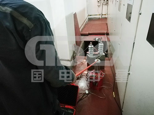 现场做电缆故障试验